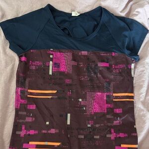 Under Armour Navy HeatGear Top